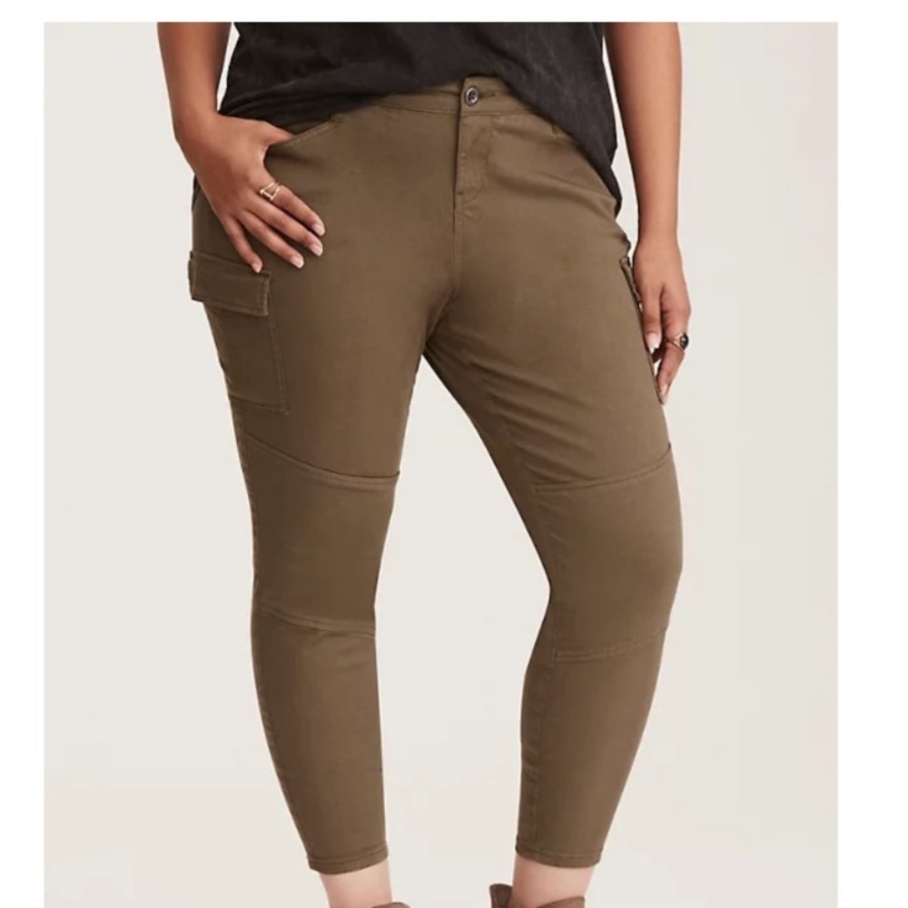 Torrid  Olive Skinny Cargo Pants Size 24